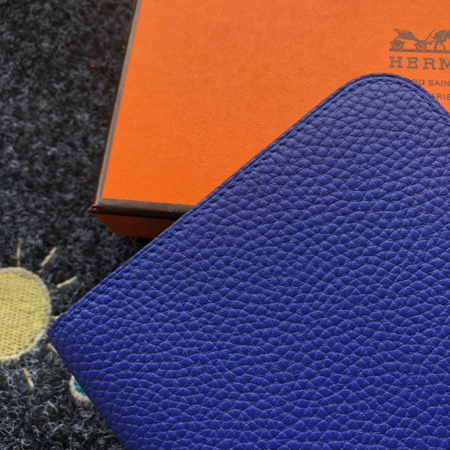 TOGO PASSPORT HOLDER 20 IN INDIGO BLUE CALFSKIN