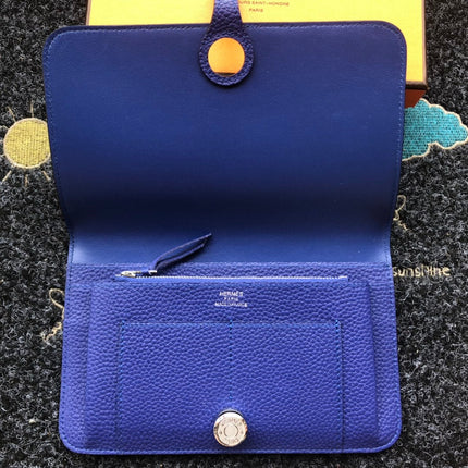 TOGO PASSPORT HOLDER 20 IN INDIGO BLUE CALFSKIN