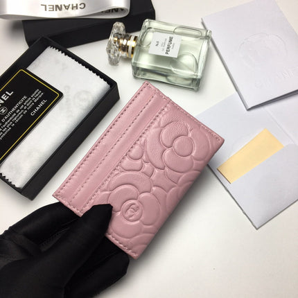 CC FLORAL CARD HOLDER 11.2 BABY PINK CALFSKIN SILVER ICON