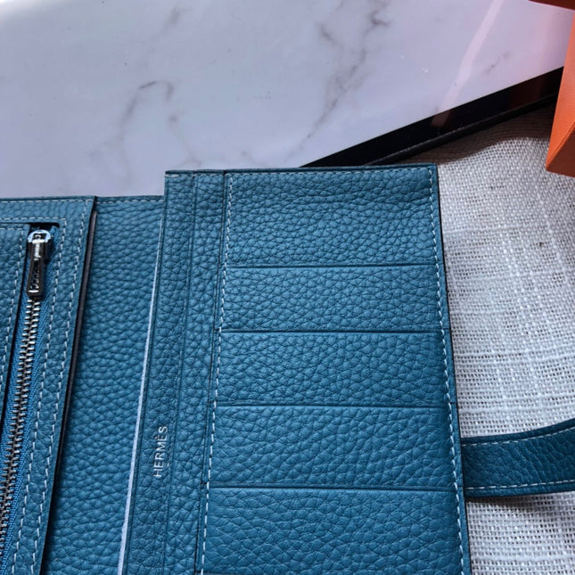 BEARN LONG 17 WALLET IN CLASSIC BLUE EPSOM LEATHER