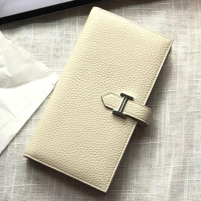 BEARN LONG 17 WALLET IN BEIGE CREAM EPSOM LEATHER