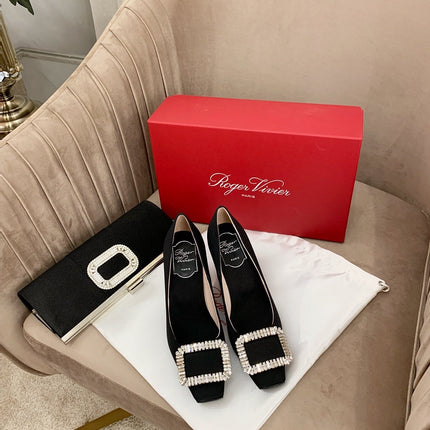 TROMPETTE PUMPS IN BLACK SILK CRYSTAL BUCKLE