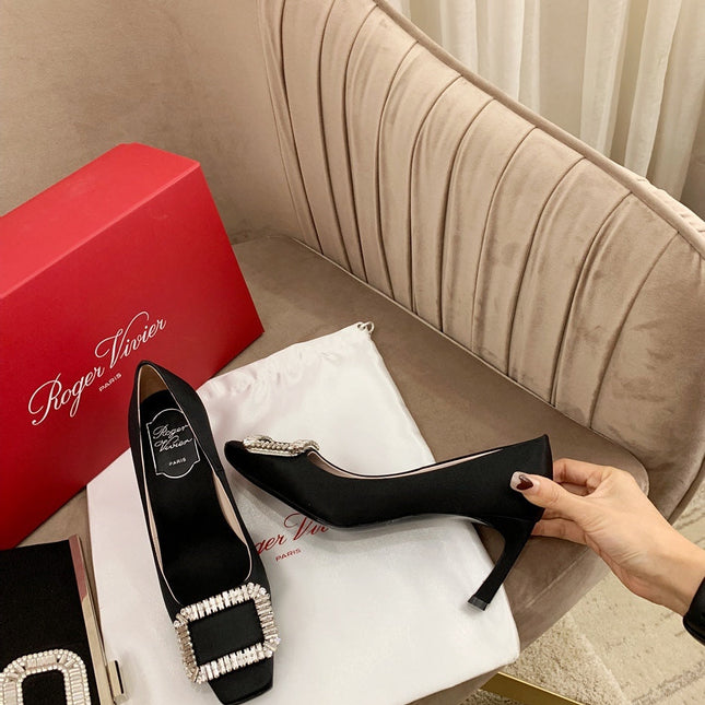 TROMPETTE PUMPS IN BLACK SILK CRYSTAL BUCKLE