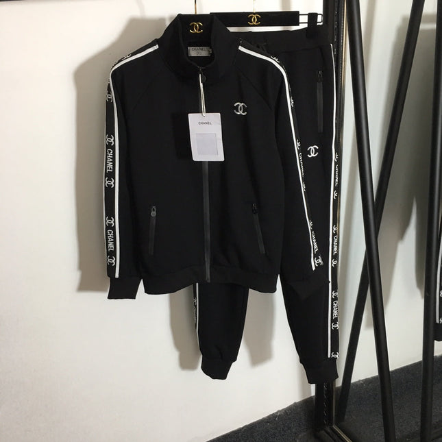 CHANEL 25S TRACKSUIT 321