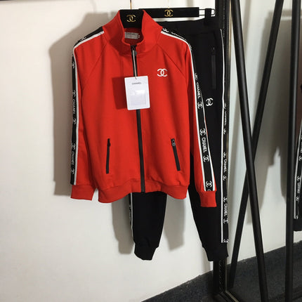 CHANEL 25S TRACKSUIT 323