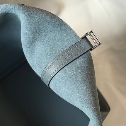 picotin lock 22 stone blue togo shw