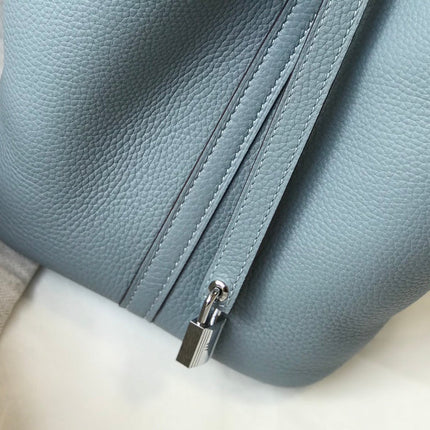 picotin lock 22 stone blue togo shw