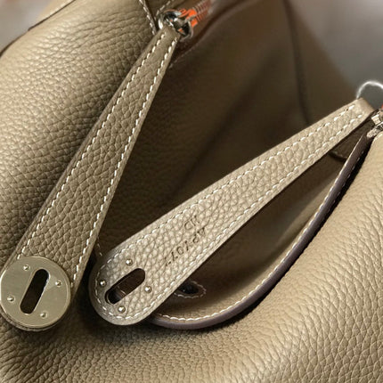 HM LINDY 30 BAG KHAKI CALFSKIN