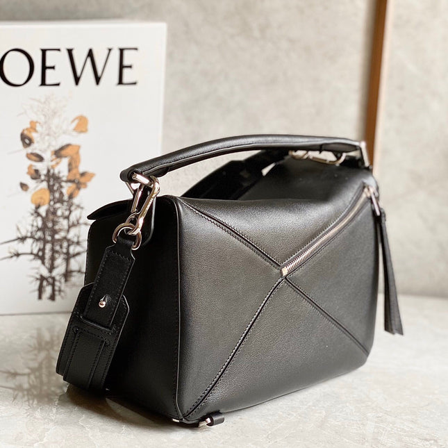 MEDIUM 29 PUZZLE BAG IN BLACK SOFT GRAINED CALFSKIN