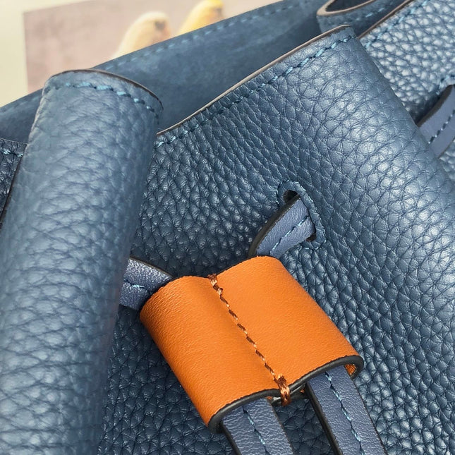 LOEWE FLAMENCO BACKPACK 31 IN NAVY BLUE CALFSKIN