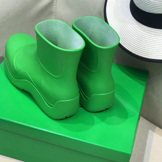 PUDDLE ANKLE BOOT IN EMERALD GREEN RUBBER