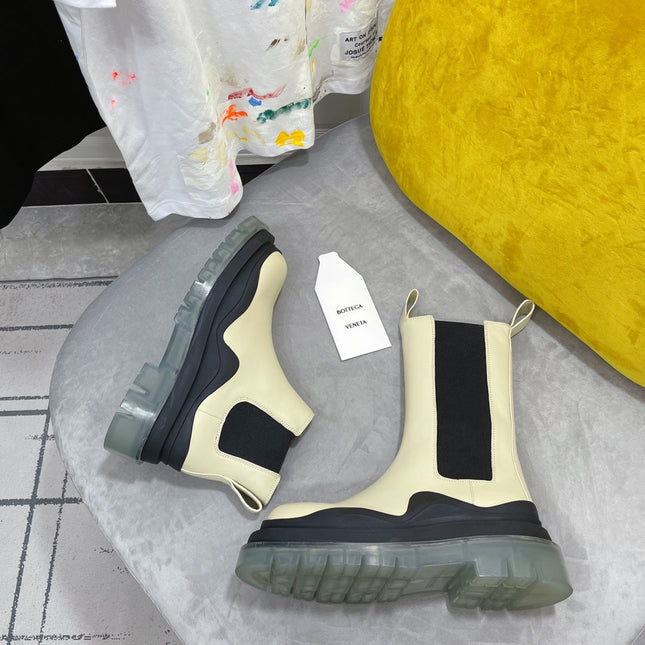 TIRE CHELSEA BOOT IN BLACK MIX BISQUE BEIGE CALFSKIN WITH TRANSPARENT SOLE