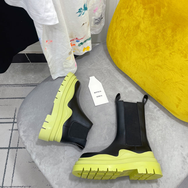TIRE CHELSEA BOOT IN BLACK MIX NEON YELLOW CALFSKIN