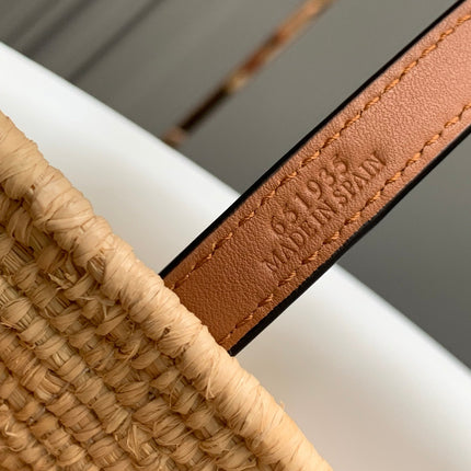 LOEWE 25S BASKET BAG 30 IN NATURAL MIX BROWN RAFFIA CALFSKIN SHOULDER STRAP