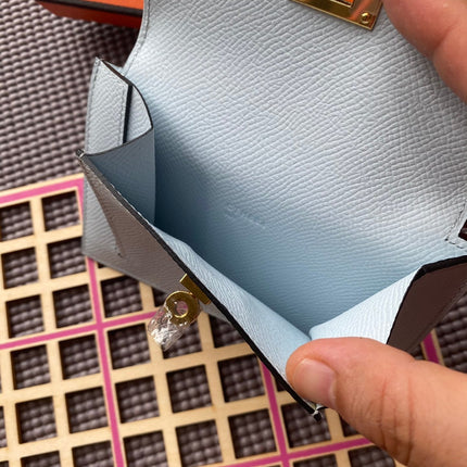 HM Kelly Pocket 13.5 Light Grey Epsom Ghw