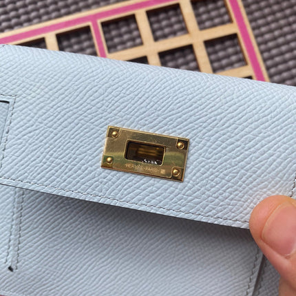 HM Kelly Pocket 13.5 Light Grey Epsom Ghw