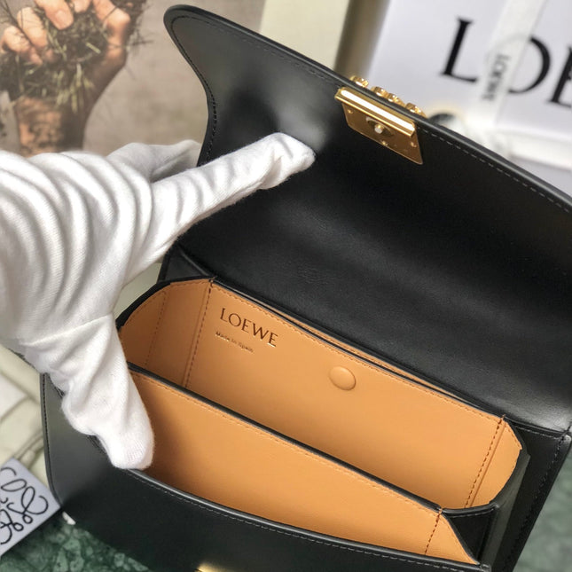 LOE GOYA BAG 18 IN BLACK SILK CALFSKIN