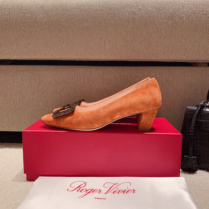 BELLE VIVIER PUMPS IN TAN ORANGE SUEDE TORTOISESHELL BUCKLE