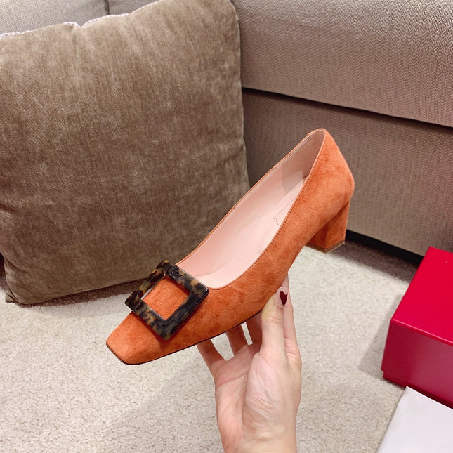 BELLE VIVIER PUMPS IN TAN ORANGE SUEDE TORTOISESHELL BUCKLE