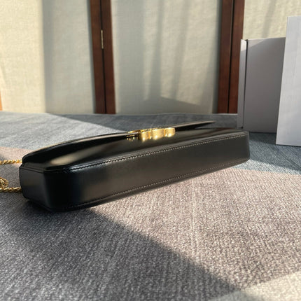 CHAIN SHOULDER BAG CLAUDE 33 IN BLACK CALFSKIN GOLD HARDWARE