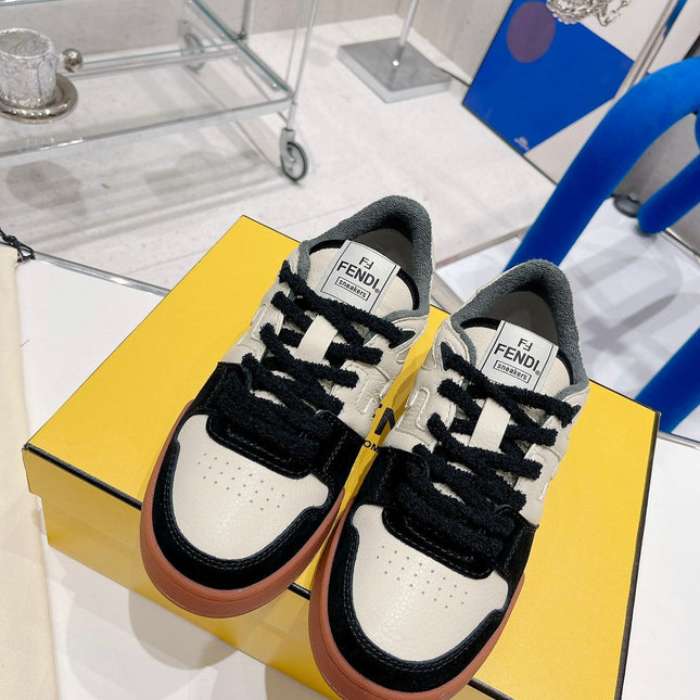 FENDI CASUAL SNEAKER IN WHITE CALFSKIN AND BLACK SUEDE