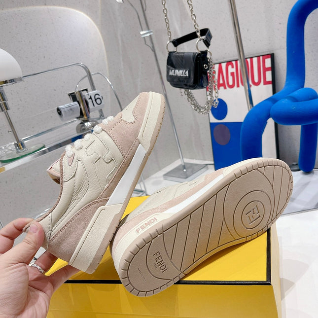 FENDI CASUAL SNEAKER IN WHITE CALFSKIN AND LIGHT PINK SUEDE