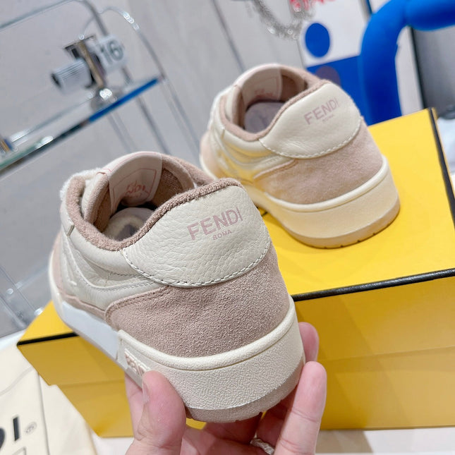 FENDI CASUAL SNEAKER IN WHITE CALFSKIN AND LIGHT PINK SUEDE