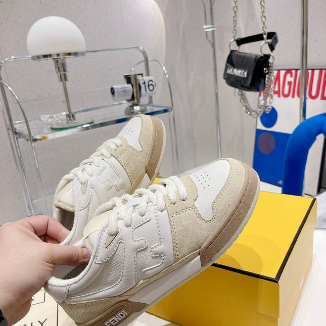 FENDI CASUAL SNEAKER IN WHITE CALFSKIN AND TAN BROWN SUEDE