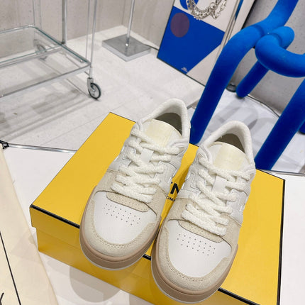 FENDI CASUAL SNEAKER IN WHITE CALFSKIN AND TAN BROWN SUEDE