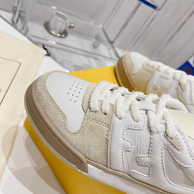 FENDI CASUAL SNEAKER IN WHITE CALFSKIN AND TAN BROWN SUEDE