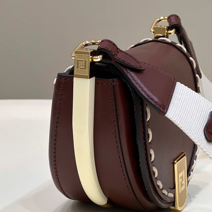 MOONLIGHT 19 IN WINE RED SMOOTH CALFSKIN GOLD HARDWARE