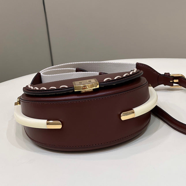 MOONLIGHT 19 IN WINE RED SMOOTH CALFSKIN GOLD HARDWARE