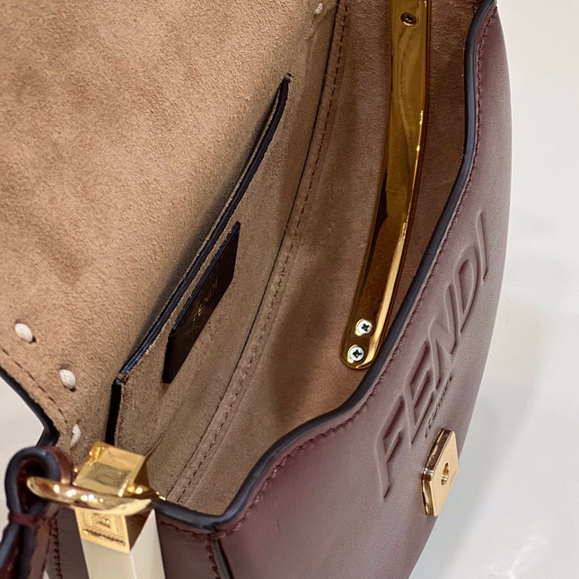 MOONLIGHT 19 IN WINE RED SMOOTH CALFSKIN GOLD HARDWARE