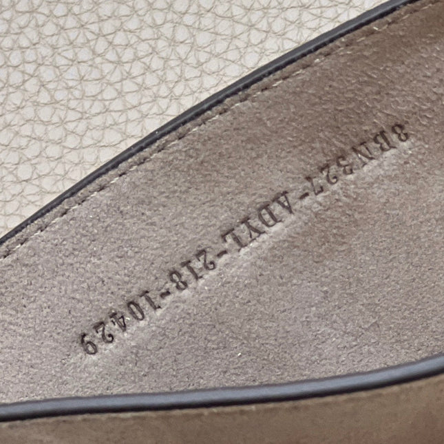 PEEKABOO ISEEU 33 IN TOBACCO BROWN GRAINED CALFSKIN SILVER HARDWARE