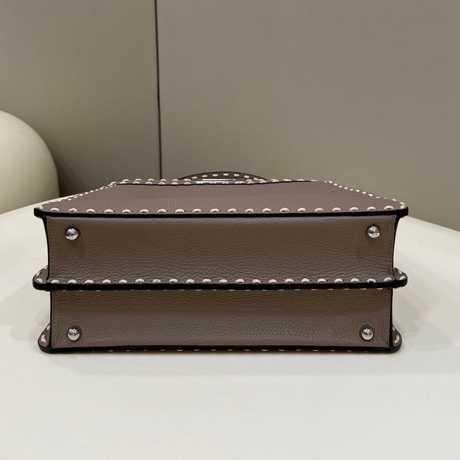 PEEKABOO ISEEU 33 IN TOBACCO BROWN GRAINED CALFSKIN SILVER HARDWARE
