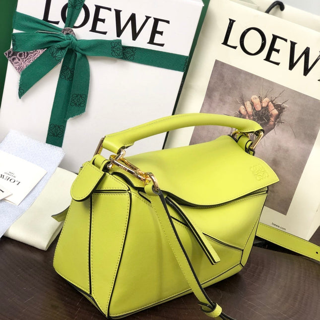 SMALL PUZZLE 24 BAG IN CLASSIC MEADOW GREEN CALFSKIN