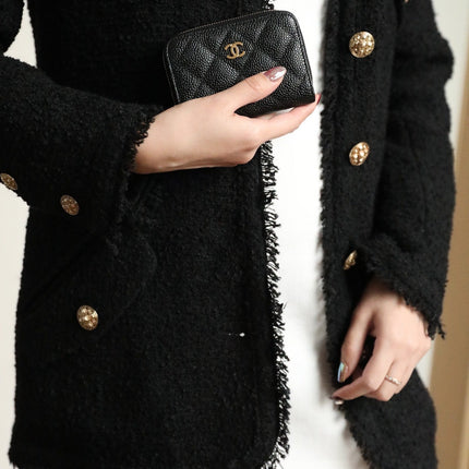 CC ZIPPED COIN BASIC PURSE 11 BLACK CALFSKIN WITH GOLD ICON