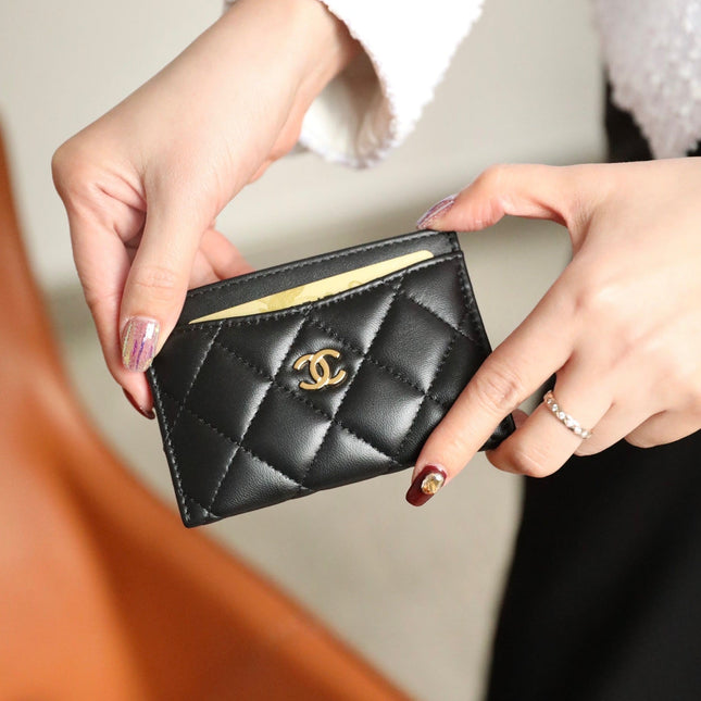 CC CARD HOLDER 11 BLACK CALFSKIN GOLD ICON
