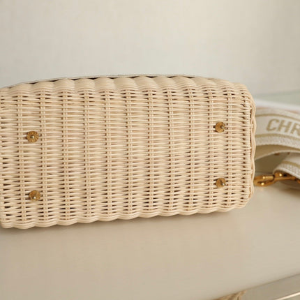 LADY 24 HANDBAG IN WHITE OBLIQUE JACQUARD AND BEIGE WICKER