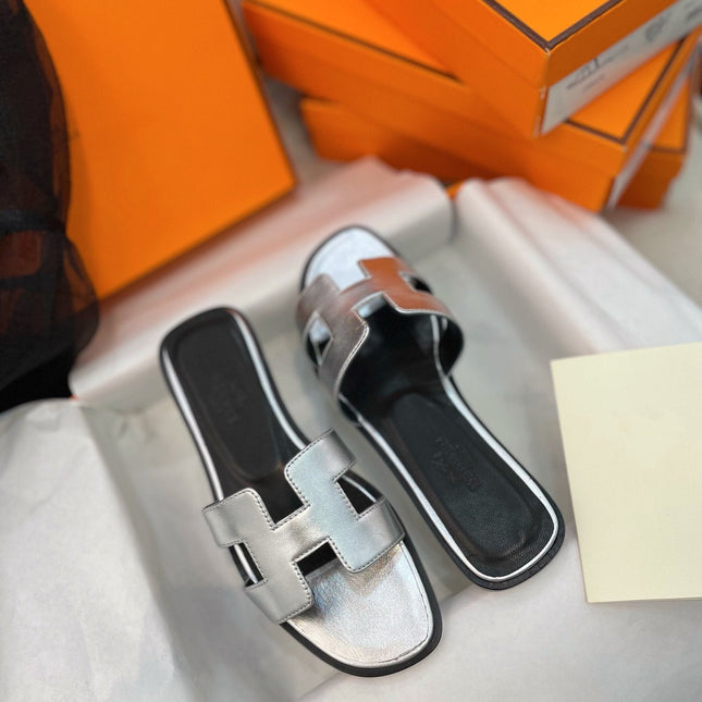 0ran Sandal Silver Leather