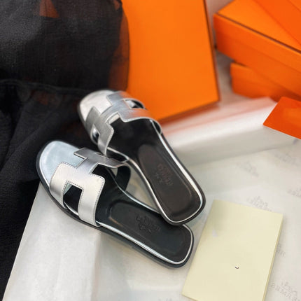 0ran Sandal Silver Leather