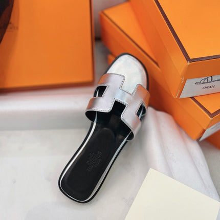 0ran Sandal Silver Leather