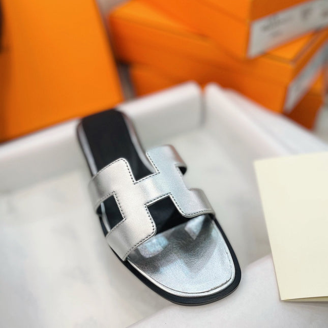 0ran Sandal Silver Leather