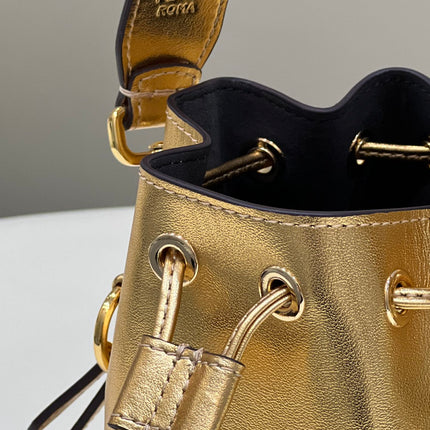 MON TRESOR 18 IN GOLD METALLIC CALFSKIN