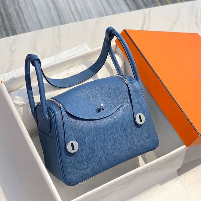 HM LINDY 30 BAG AZURE CALFSKIN