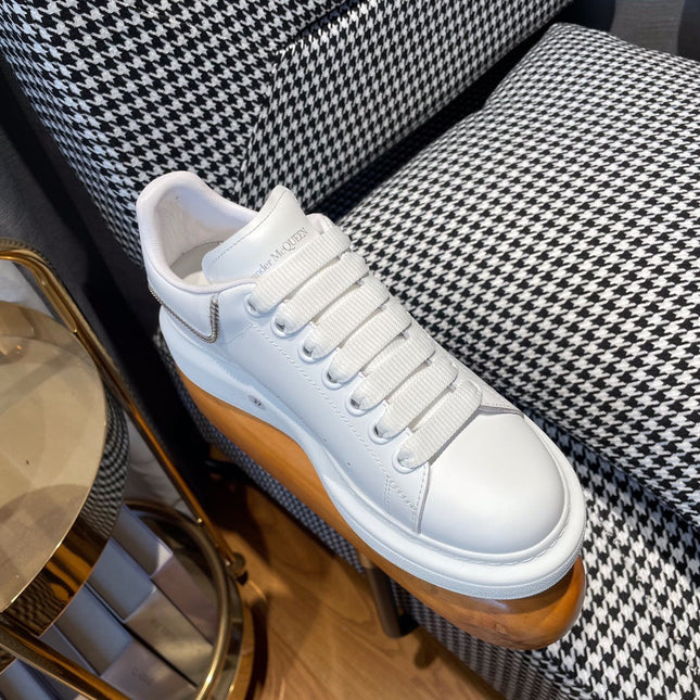 OVERSIZED SNEAKERS IN WHITE CALFSKIN WITH ZIPPER DETAIL AND SILVER LOGO HEEL