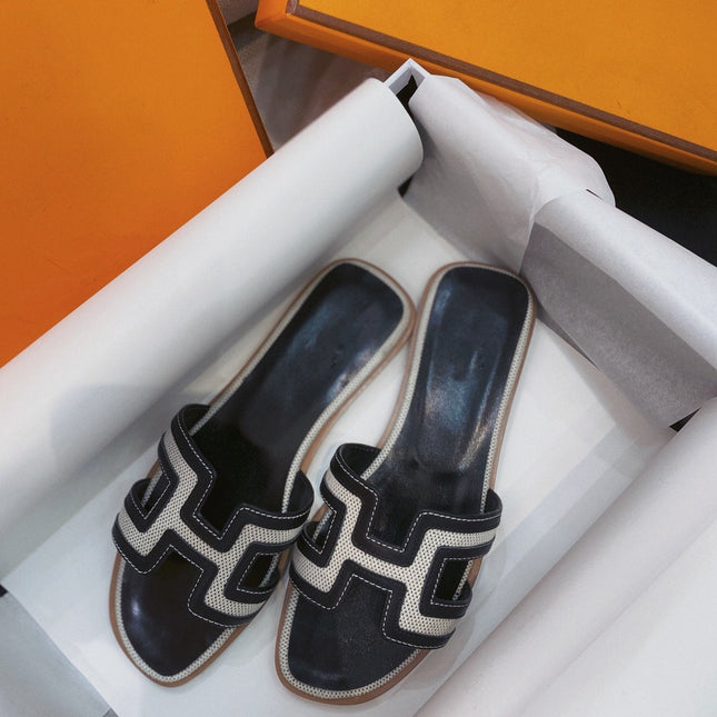 0ran Sandal Black Leather