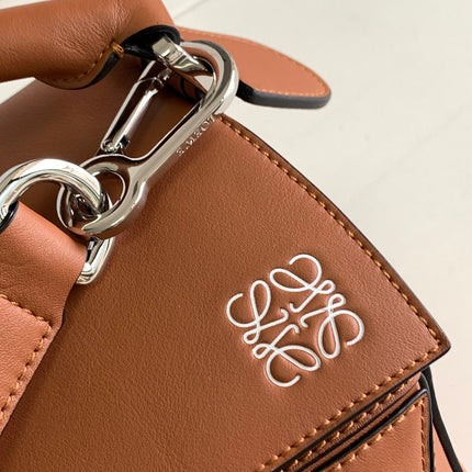 LOE PUZZLE LARGE 35 BAG IN BRONZE BROWN CALFSKIN