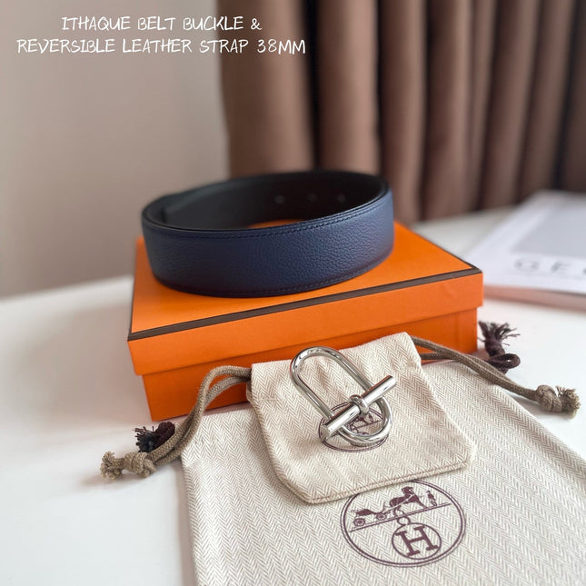 HM ITHAQUE BELT SILVER BUCKLE & REVERSIBLE NAVY BLUE AND BLACK LEATHER STRAP 38MM