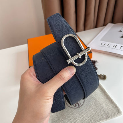 HM ITHAQUE BELT SILVER BUCKLE & REVERSIBLE NAVY BLUE AND BLACK LEATHER STRAP 38MM